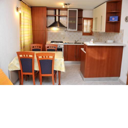 Apartments Toic Cres