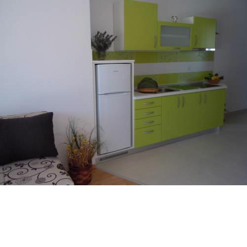 Apartments Tri sestrice
