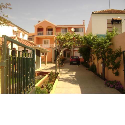 Apartments Tutina