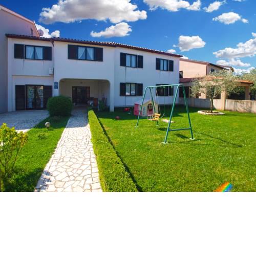 Apartments Valbandon 1616