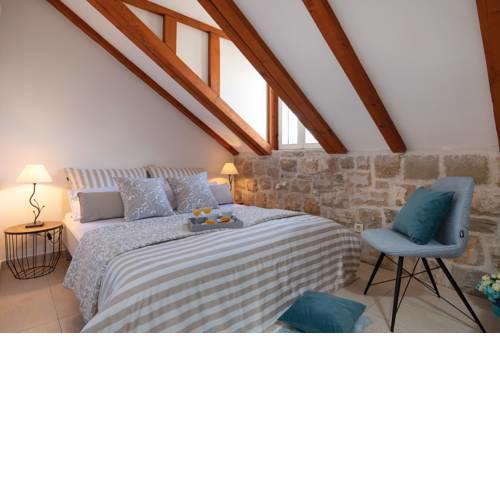 Apartments Vauquer