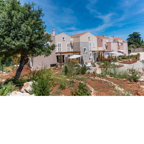 Apartments Veli