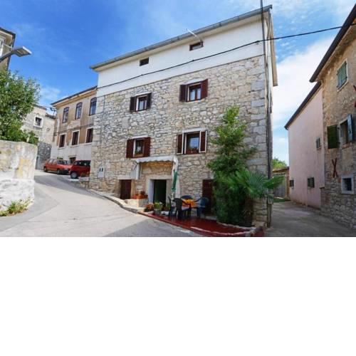 APARTMENTS VENERA - VISNJAN HISTORICAL CENTER