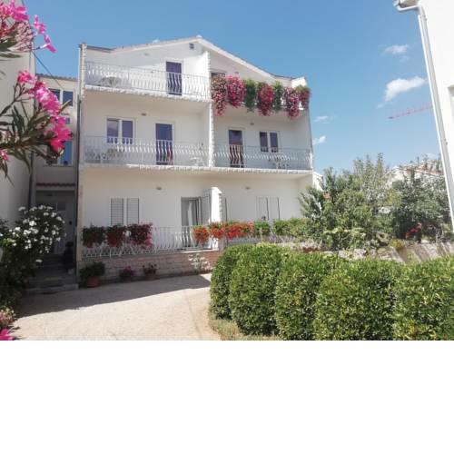 Apartments Vidović