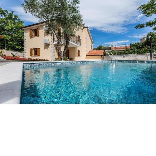 Apartments Villa Diamant with Pool & Whirlpool