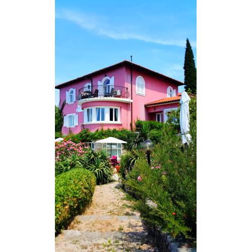 Apartments Villa Dora