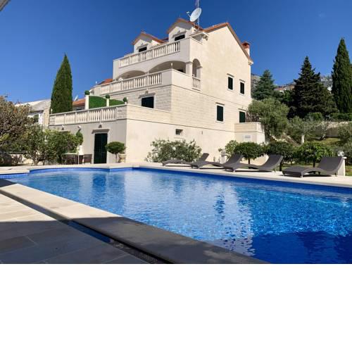 Apartments Villa Jadranka