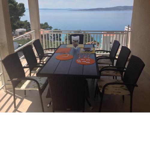 Apartments Villa Karme Brela