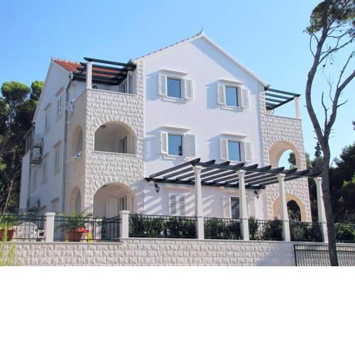 Apartments Villa La Riva