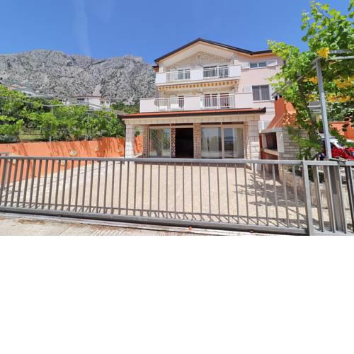 Apartments Villa Michele