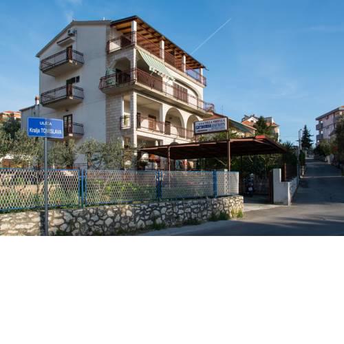 Apartments Villa Mirella