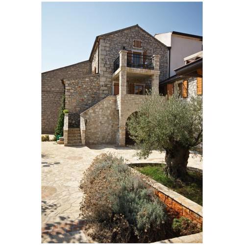 Apartments Villa Stapo