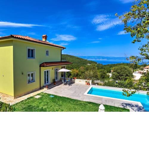 Apartments Villa Tara