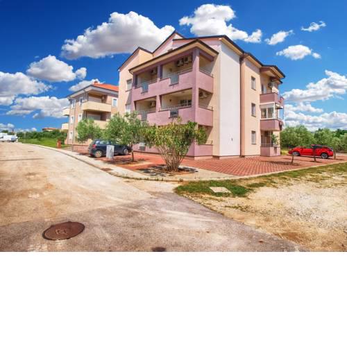 Apartments Vladimira 1367