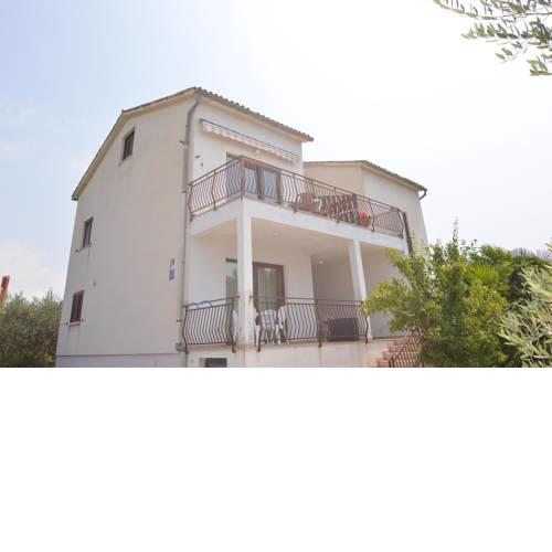 Apartments Vlado i Marino