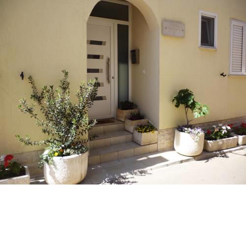 Apartments Vrime