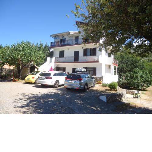 Apartments Vrša
