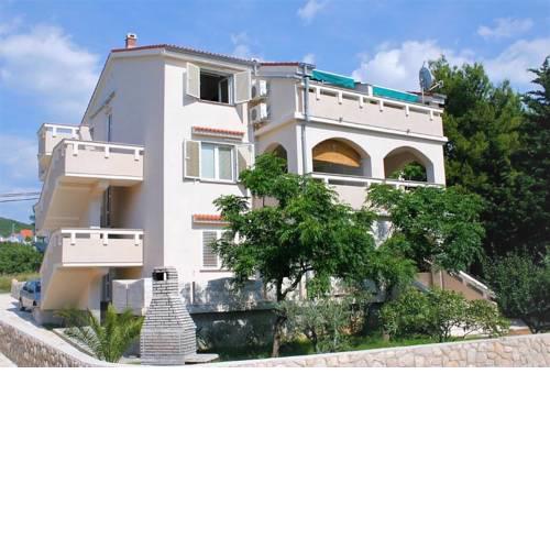 Apartments Vrtlici