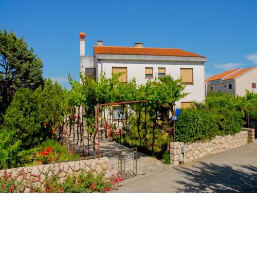 Apartments Vučić near the Old Town of Krk