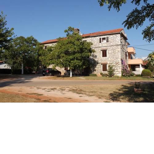 Apartments with a parking space Barici, Umag - 7003