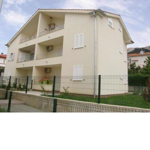 Apartments with a parking space Baska, Krk - 19206