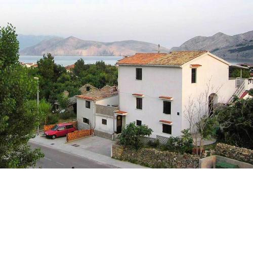 Apartments with a parking space Baska, Krk - 5433