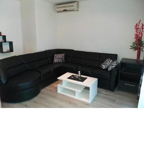 Apartments with a parking space Baska Voda, Makarska - 17304