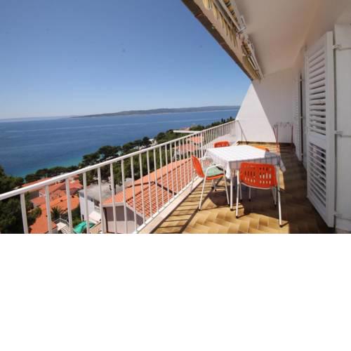 Apartments with a parking space Brela, Makarska - 6747