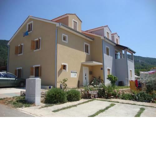 Apartments with a parking space Cres - 15672