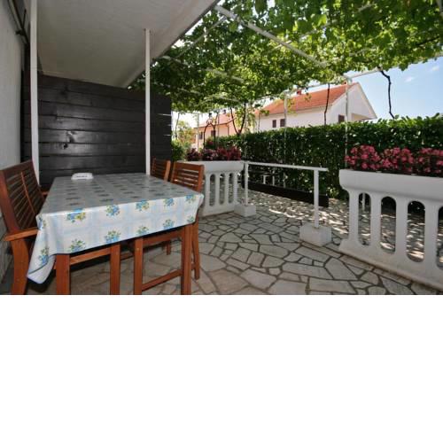 Apartments with a parking space Crikvenica - 5494