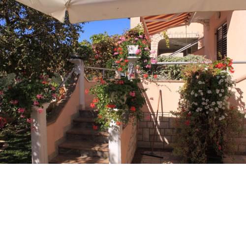 Apartments with a parking space Fazana - 2290
