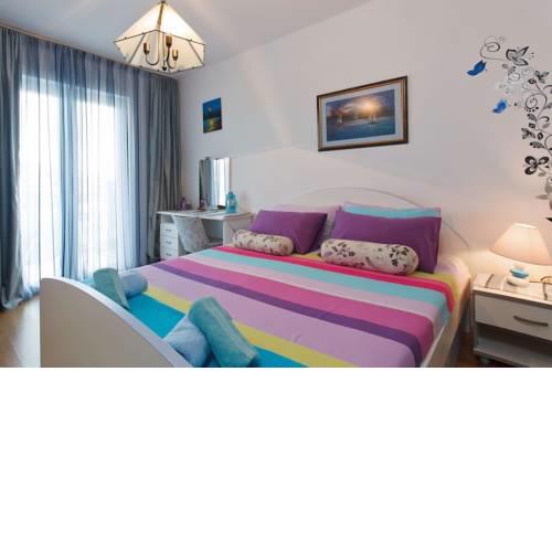 Apartments with a parking space Hvar - 4612