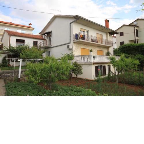 Apartments with a parking space Icici, Opatija - 7805