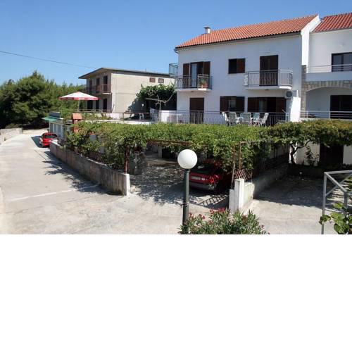 Apartments with a parking space Jelsa, Hvar - 4589