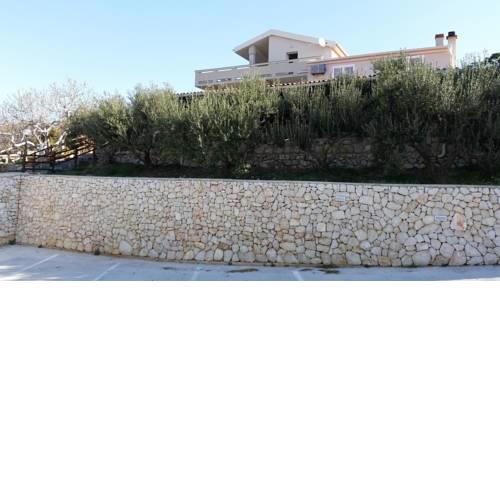 Apartments with a parking space Kolan, Pag - 16482