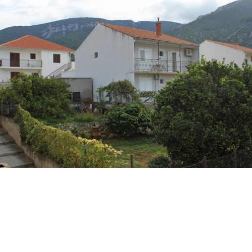 Apartments with a parking space Komiza, Vis - 8866