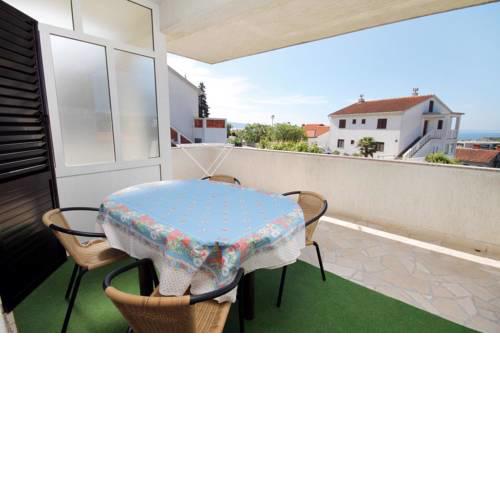 Apartments with a parking space Krk - 5321