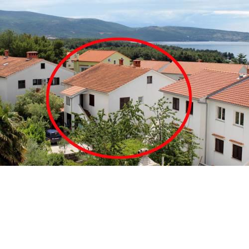 Apartments with a parking space Krk - 5422