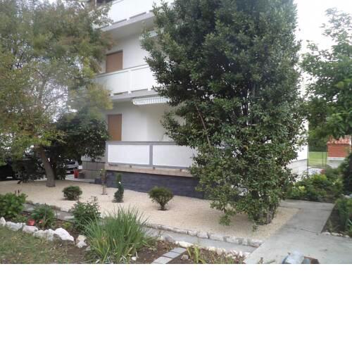 Apartments with a parking space Lopar, Rab - 17436