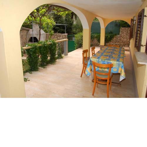 Apartments with a parking space Mali Losinj (Losinj) - 12551