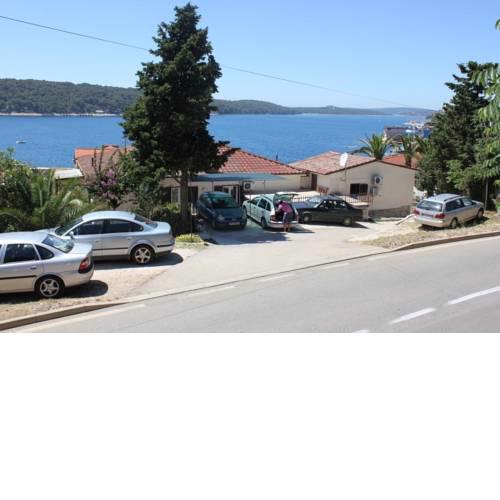 Apartments with a parking space Mali Losinj (Losinj) - 8067