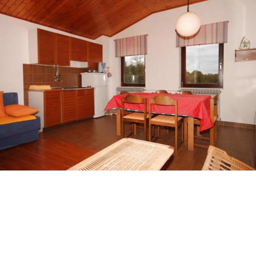 Apartments with a parking space Manjadvorci, Marcana - 7445