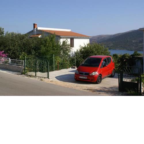 Apartments with a parking space Marina, Trogir - 1062