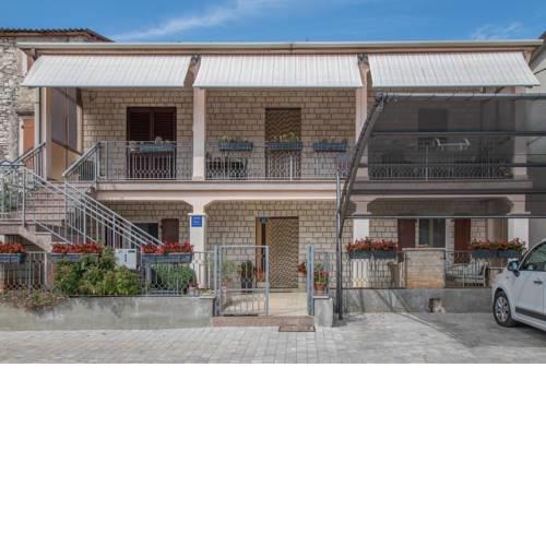 Apartments with a parking space Murine, Umag - 16175