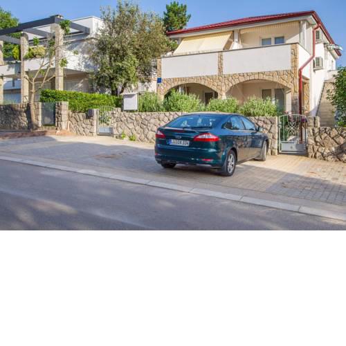 Apartments with a parking space Njivice (Krk) - 16255