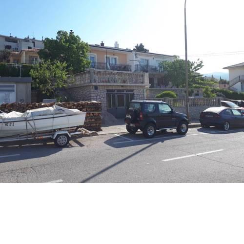 Apartments with a parking space Novi Vinodolski - 15335