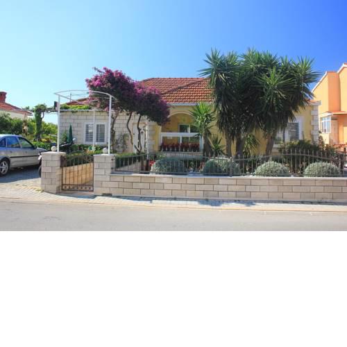 Apartments with a parking space Orebic, Peljesac - 4580