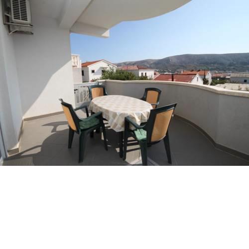 Apartments with a parking space Pag - 6525