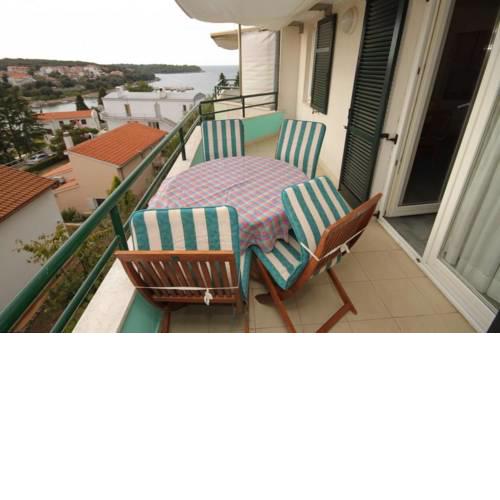 Apartments with a parking space Pjescana Uvala, Pula - 2238