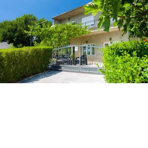 Apartments with a parking space Povile, Novi Vinodolski - 13971